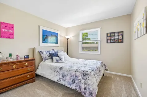 213 East Willow Street Elburn IL 60119