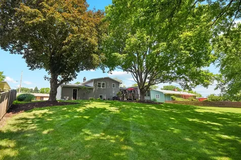 213 East Willow Street Elburn IL 60119