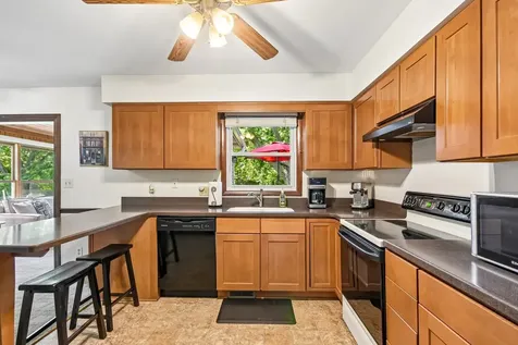 213 East Willow Street Elburn IL 60119