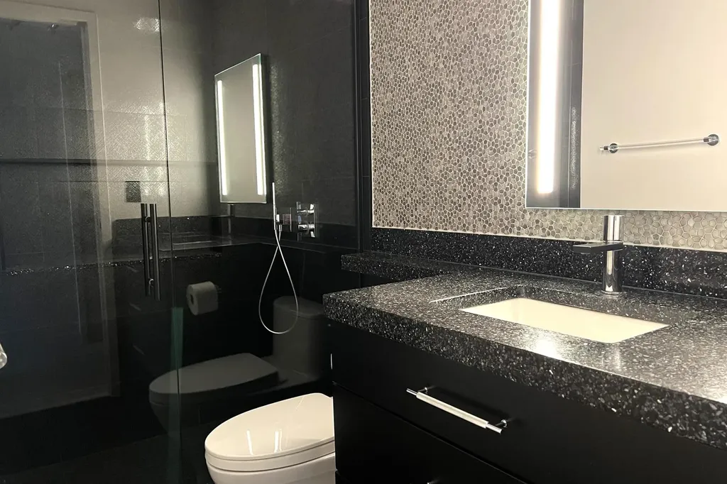 1122 North Clark Street Chicago IL 60638