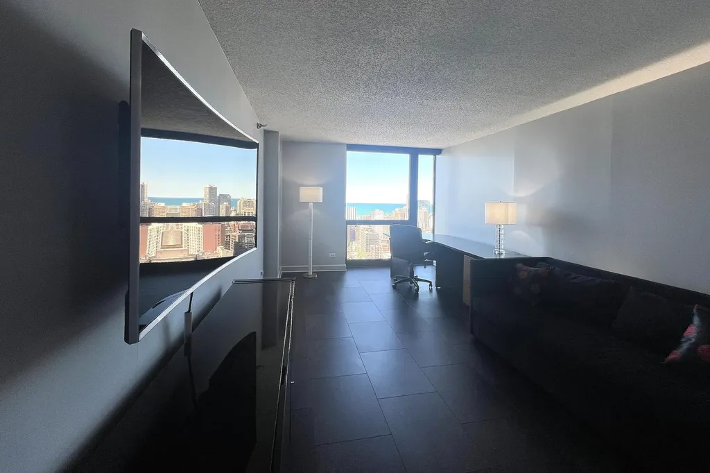 1122 North Clark Street Chicago IL 60638