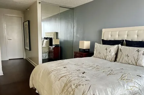 1122 North Clark Street Chicago IL 60638