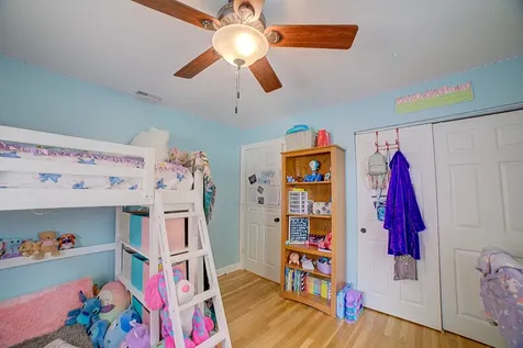 830 East Elm Street Hoopeston IL 60942