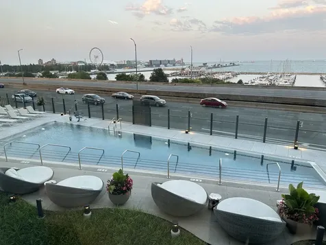 211 North Harbor Drive Chicago IL 60601