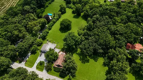 3447 East Bemes Road Crete IL 60417