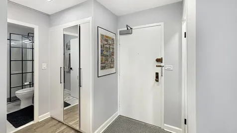 3550 North Lake Shore Drive Chicago IL 60657