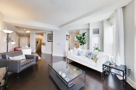 850 North Lake Shore Drive Chicago IL 60611
