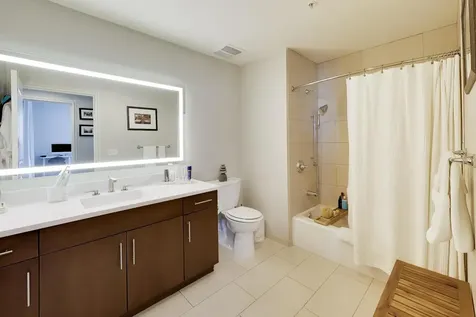 850 North Lake Shore Drive Chicago IL 60611