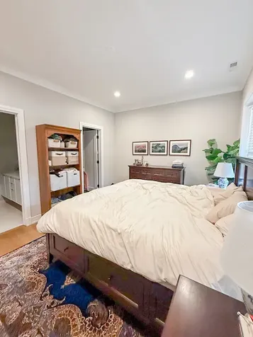 2244 North Kenmore Avenue Chicago IL 60614