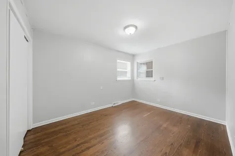1067 West 97th Street Chicago IL 60643