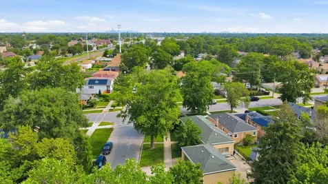 1067 West 97th Street Chicago IL 60643