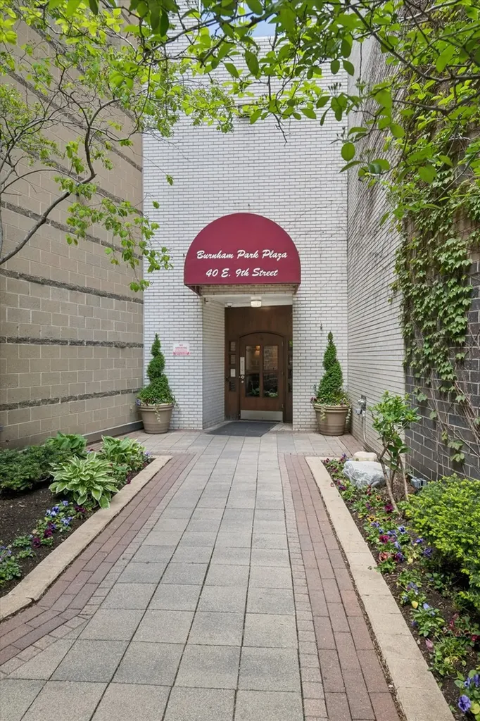 40 East 9th Street Chicago IL 60605