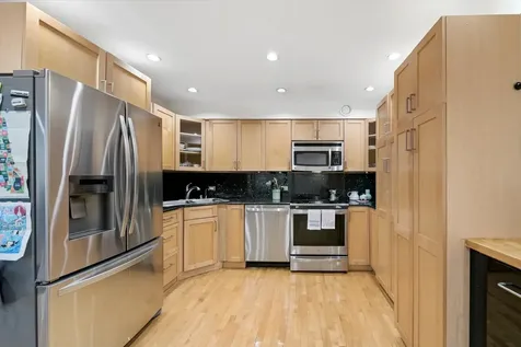 40 East 9th Street Chicago IL 60605