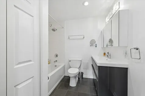 40 East 9th Street Chicago IL 60605
