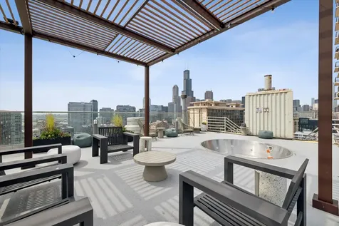 40 East 9th Street Chicago IL 60605