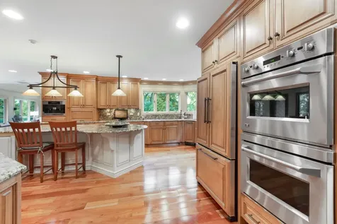 25546 Cayuga Trail Lake Barrington IL 60010