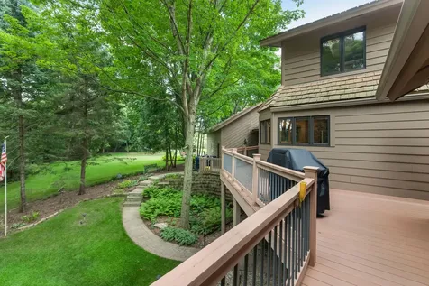 25546 Cayuga Trail Lake Barrington IL 60010