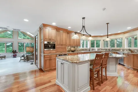25546 Cayuga Trail Lake Barrington IL 60010