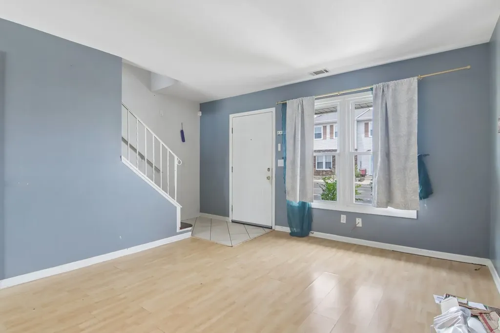 1243 Marywood Court Aurora IL 60505