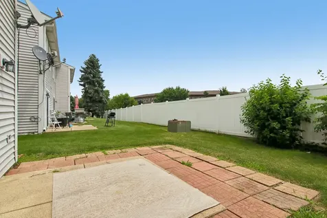 1243 Marywood Court Aurora IL 60505