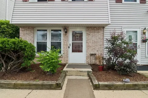 1243 Marywood Court Aurora IL 60505