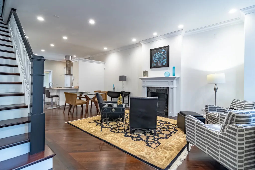111 West Elm Street Chicago IL 60610