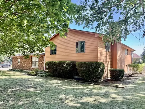 640 Fairway Lane Sycamore IL 60178