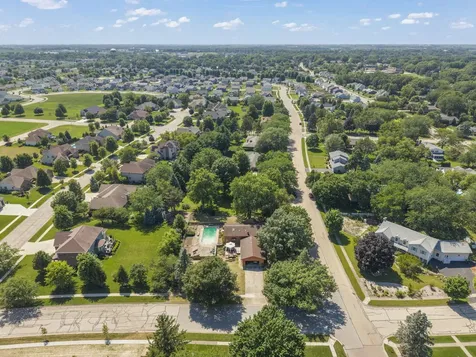 640 Fairway Lane Sycamore IL 60178