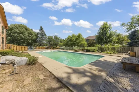 640 Fairway Lane Sycamore IL 60178
