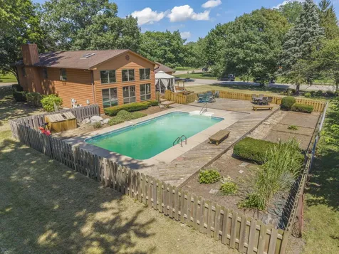 640 Fairway Lane Sycamore IL 60178