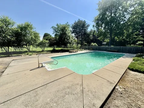 640 Fairway Lane Sycamore IL 60178