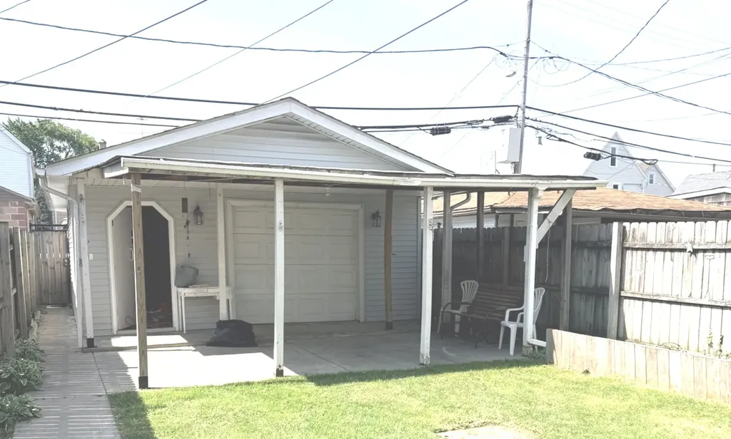 3309 West 38th Place Chicago IL 60632