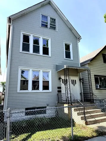 3309 West 38th Place Chicago IL 60632