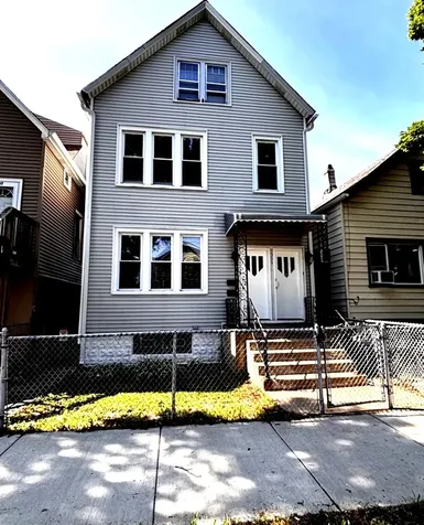 3309 West 38th Place Chicago IL 60632