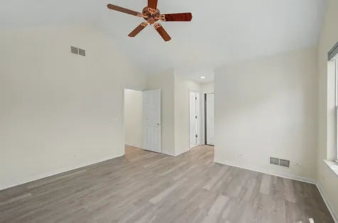 3076 Hampshire Lane Waukegan IL 60087