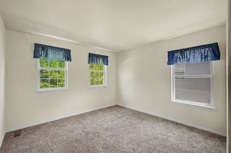 3076 Hampshire Lane Waukegan IL 60087