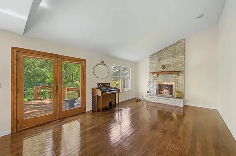 3076 Hampshire Lane Waukegan IL 60087