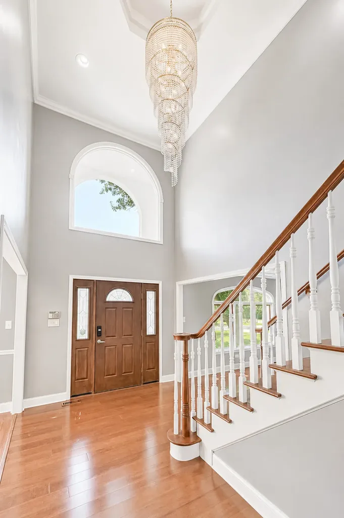 6722 Sweetbriar Lane Darien IL 60561