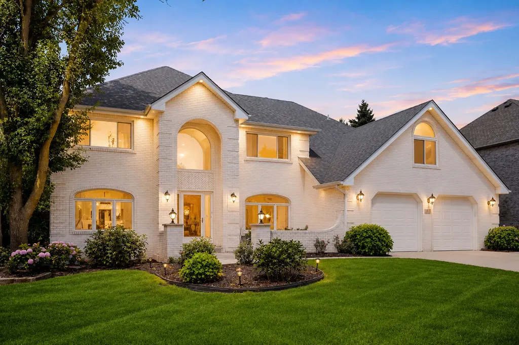 6722 Sweetbriar Lane Darien IL 60561