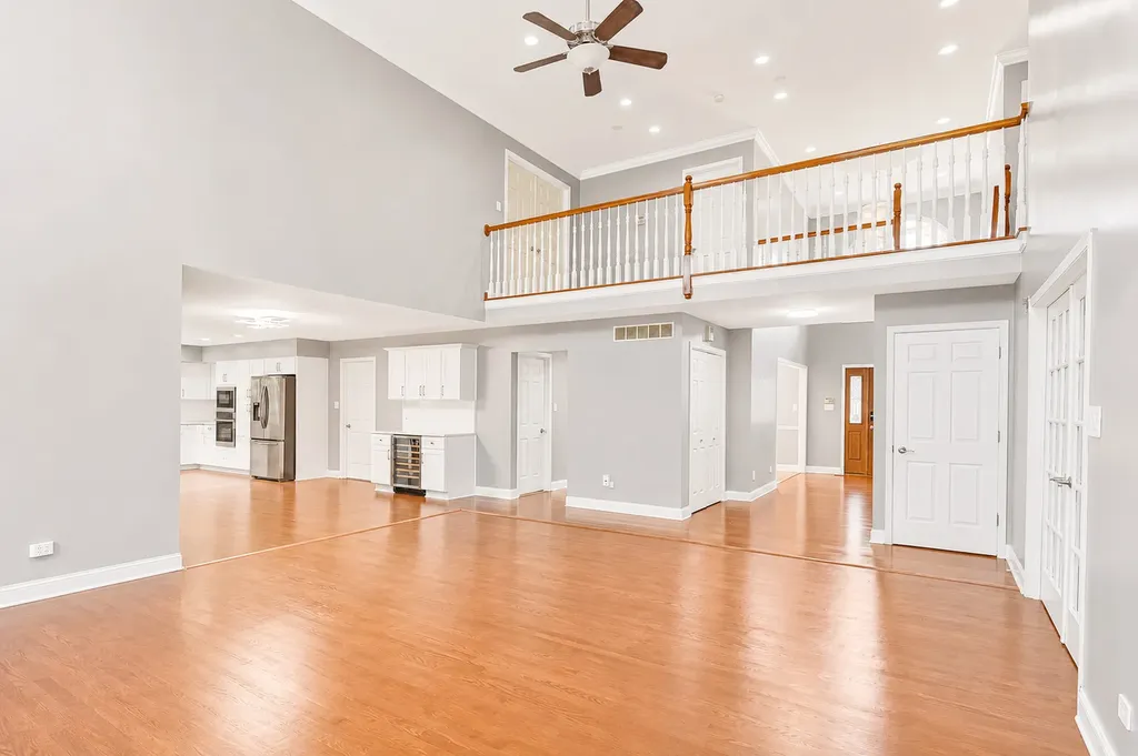 6722 Sweetbriar Lane Darien IL 60561