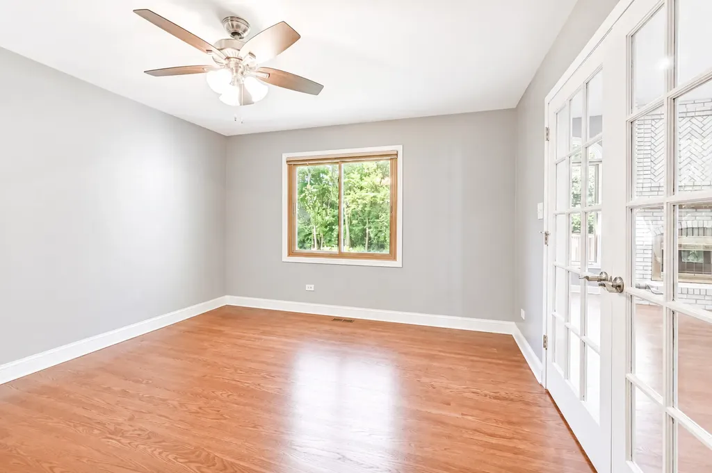 6722 Sweetbriar Lane Darien IL 60561