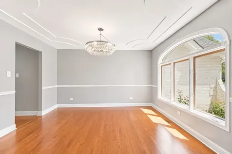 6722 Sweetbriar Lane Darien IL 60561