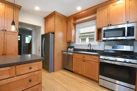 830 North Harvey Avenue Oak Park IL 60302