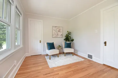 830 North Harvey Avenue Oak Park IL 60302