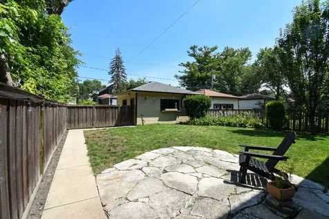 830 North Harvey Avenue Oak Park IL 60302