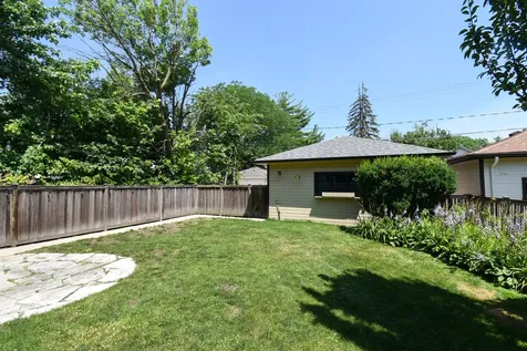 830 North Harvey Avenue Oak Park IL 60302