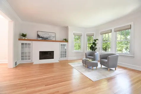 830 North Harvey Avenue Oak Park IL 60302