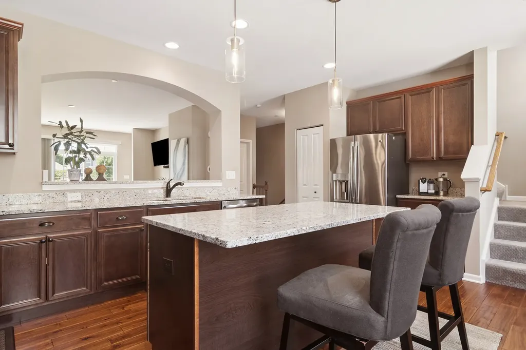 54 Marcel Lane Schaumburg IL 60194