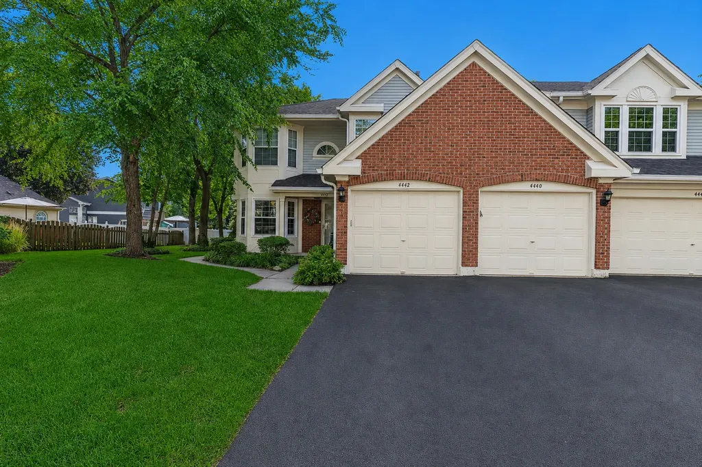 4440 Castlebar Lane Hanover Park IL 60133