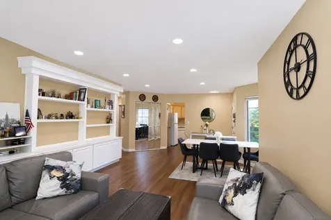 4440 Castlebar Lane Hanover Park IL 60133